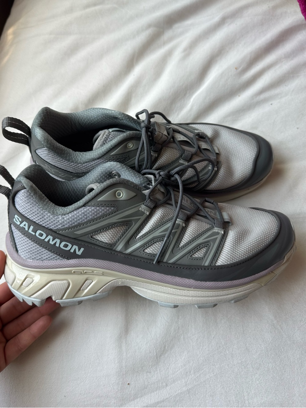 Salomon Women's XT-6 Expanse Sneaker in Lunar Rock Purple Running Trail Shoes 10